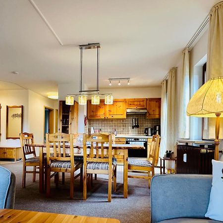 Ferienwohnung Lotti + Hochschwarzwald Card 티티제-노이슈타트 외부 사진